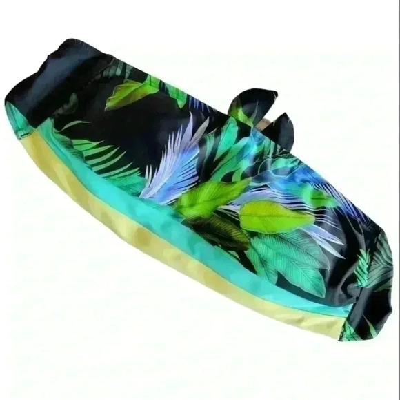 Salt + cove tropical print bikini top Size Large - Picture 10 of 10
